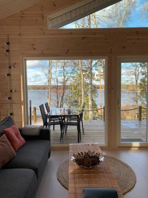 Villa Korppi Kyrkslätt Eksteriør billede